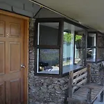 Lakeview Motel
