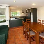 Hedditch Hideaway