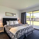 Deluxe Apartments Wanaka