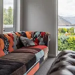 Views, Space, Comfort, The Perfect Holiday Treat