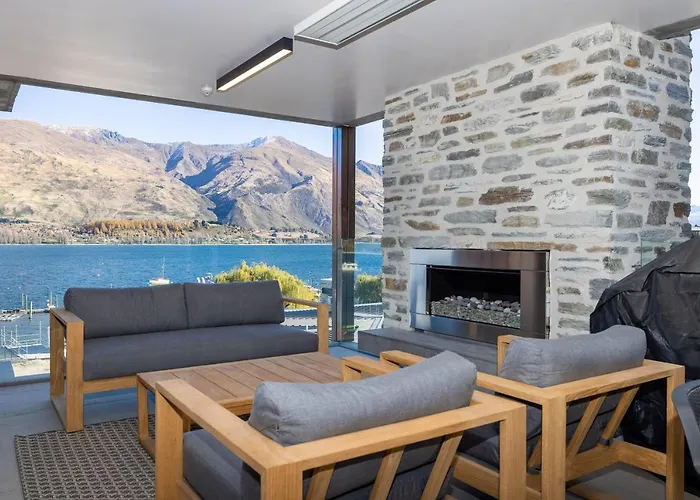 Spinnaker Apartment 5 - Christchurch Holiday Homes