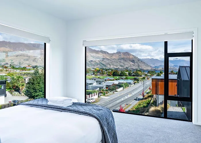 Grand Alpine Vista Escape