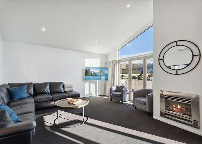 Alpine Retreat - 3 Bedroom