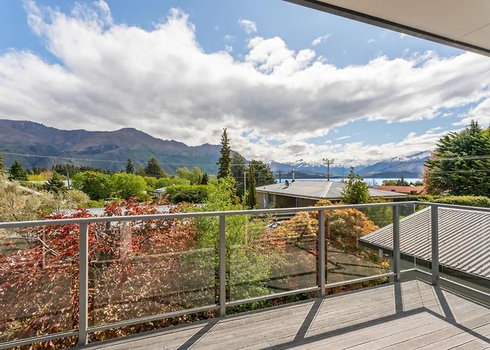 Wonderful Warmth - Wanaka Holiday Home