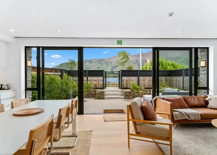 Lakeview Luxury Villa