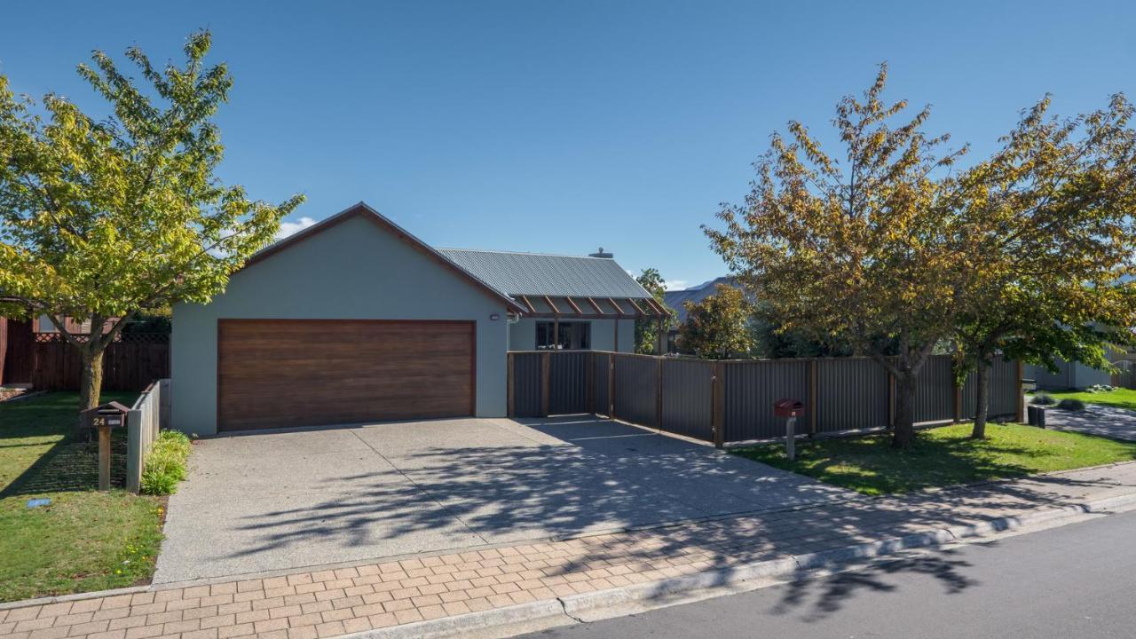 Meadowstone Family Retreat - Wanaka