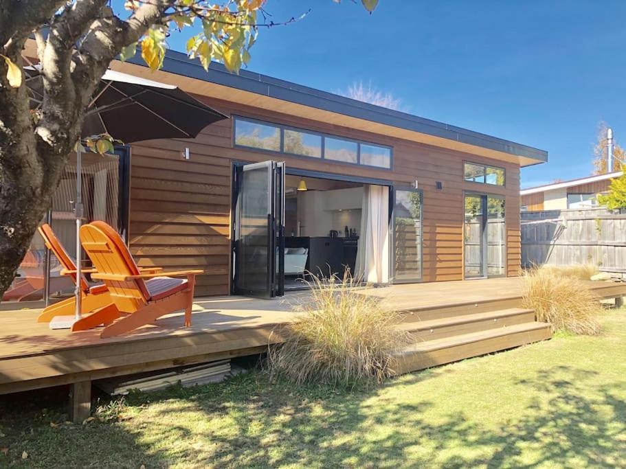 Modern Kowhai Wanaka