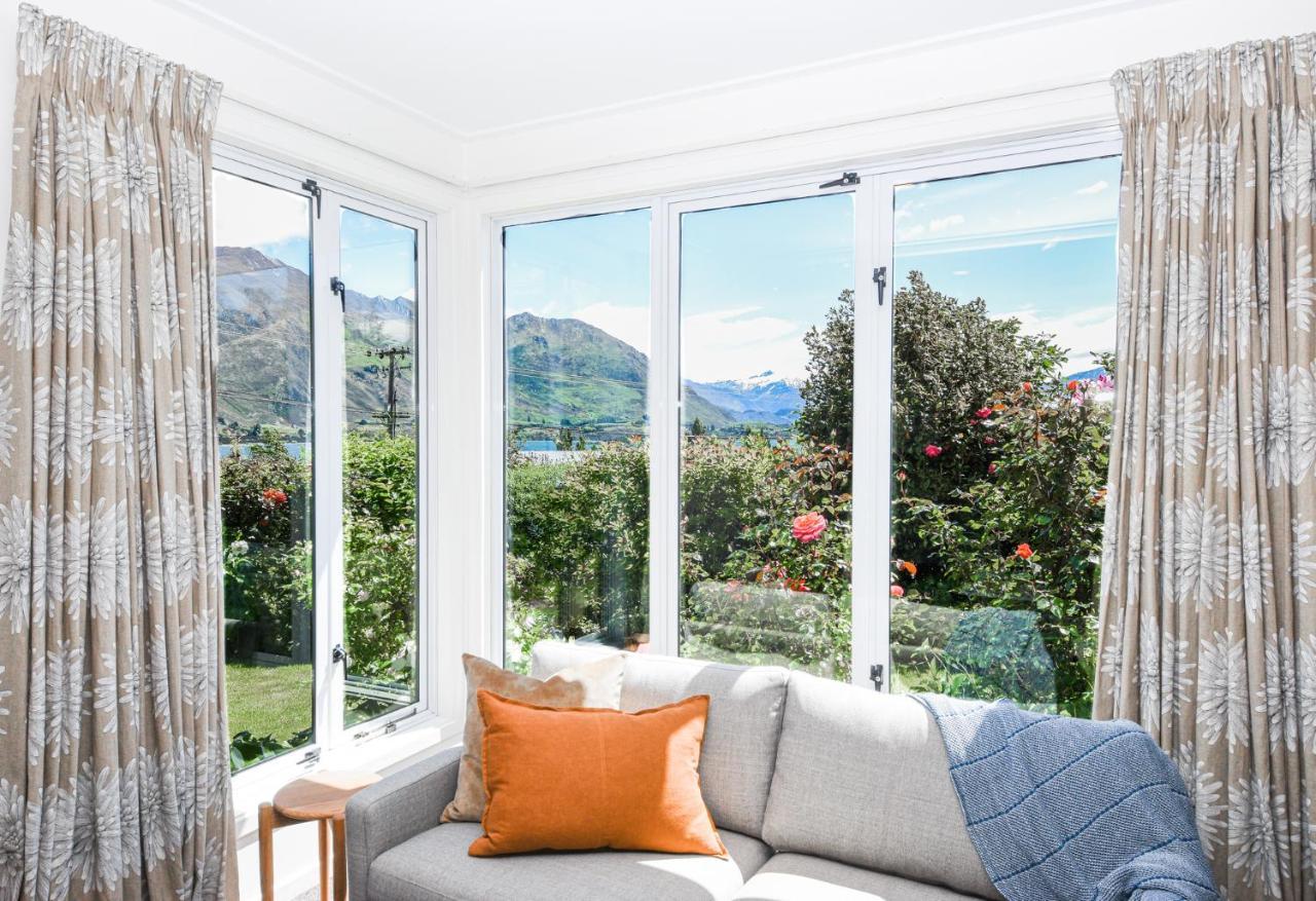 Lismore Views * Wanaka