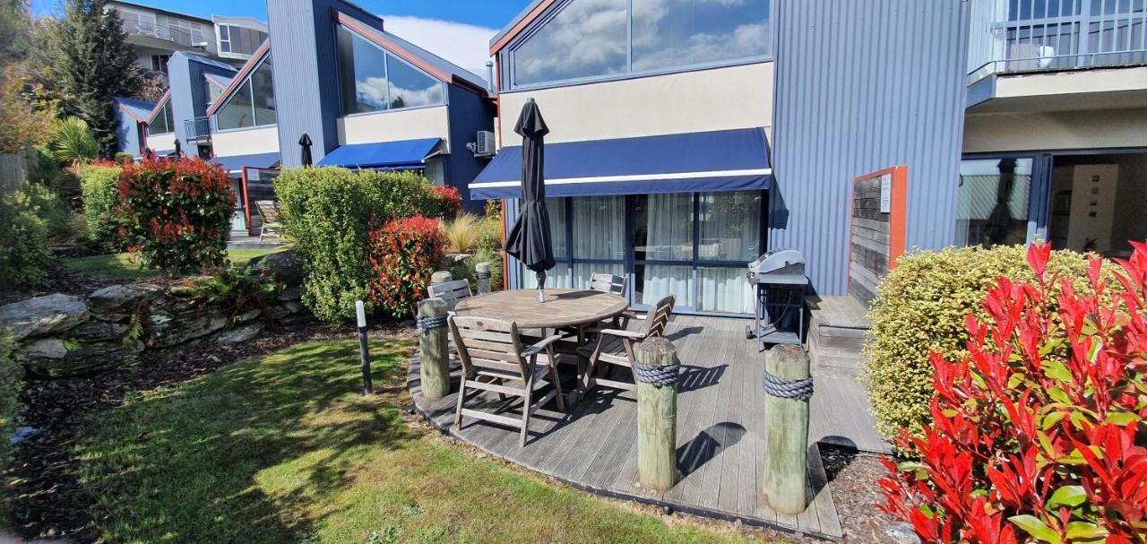 Motel The Moorings And 4*