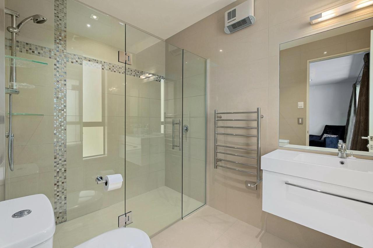 Roys Bay - Holiday home *