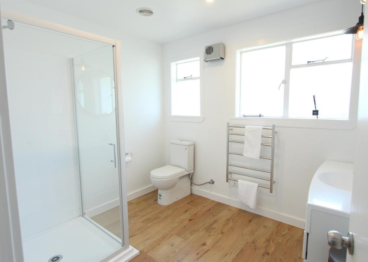 Holiday home 1 - Delightfully Fresh, Private Close To Town