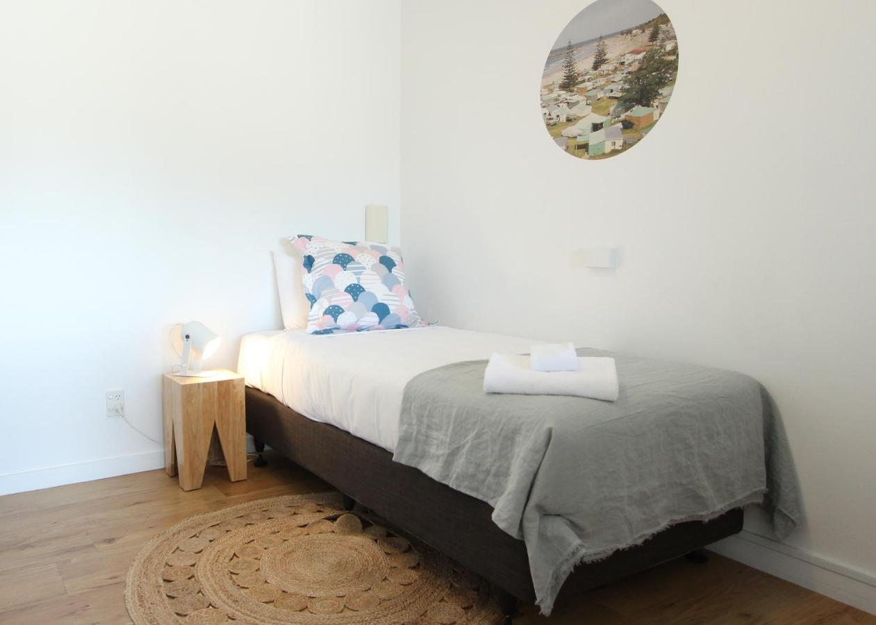 Holiday home 1 - Delightfully Fresh, Private Close To Town *