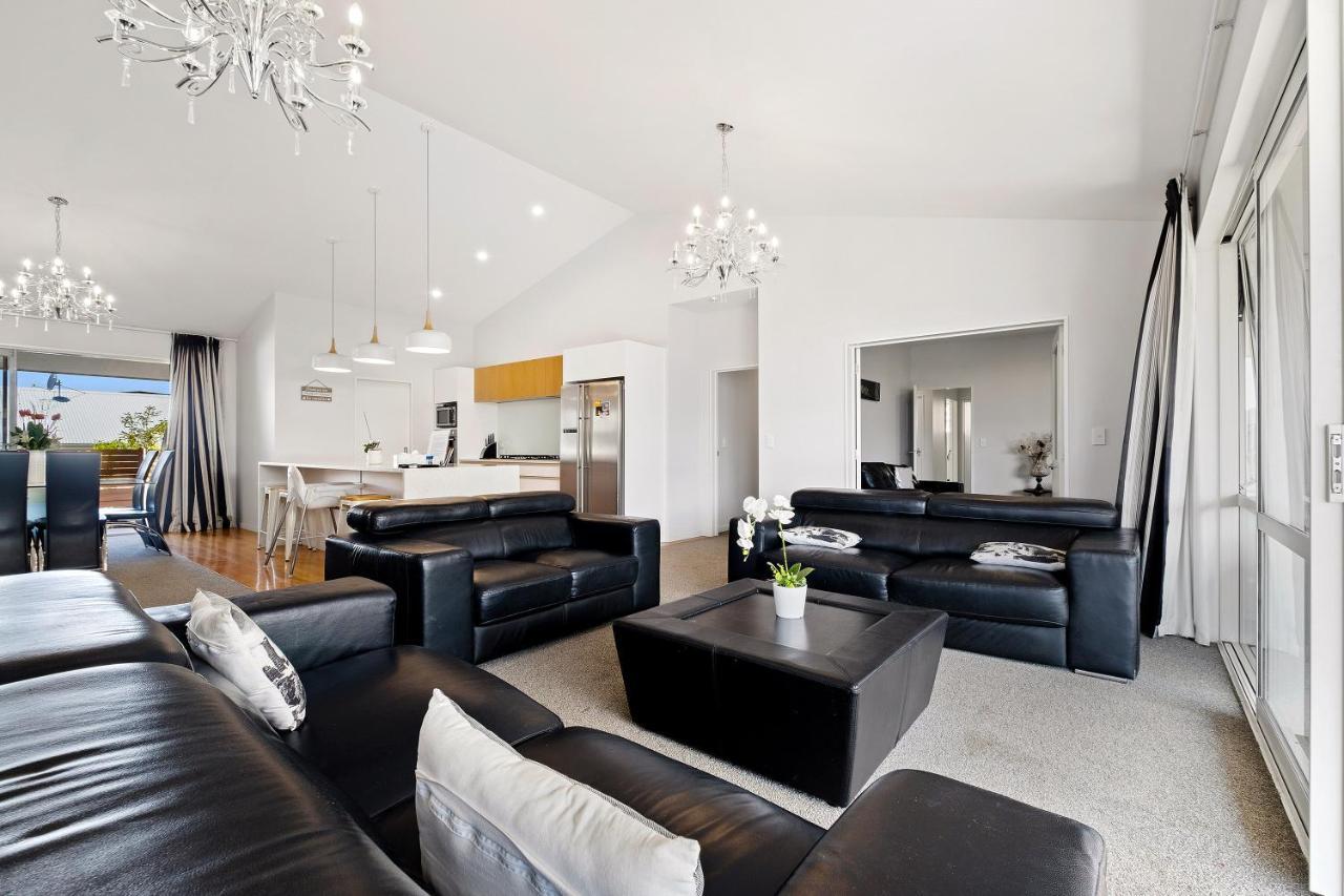 Holiday home Lakeside Luxury - *