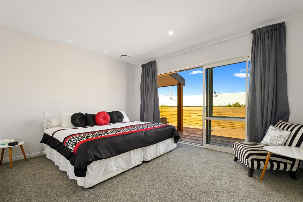 Lakeside Luxury - Holiday home *