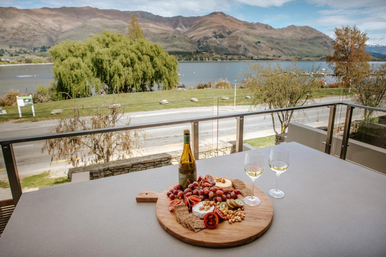Edge - Sleeps 6 - Centrally Located - & Mountain Views