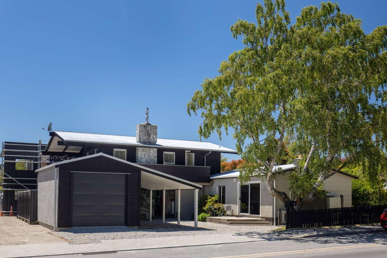 Holiday home Renovated Classic With Views