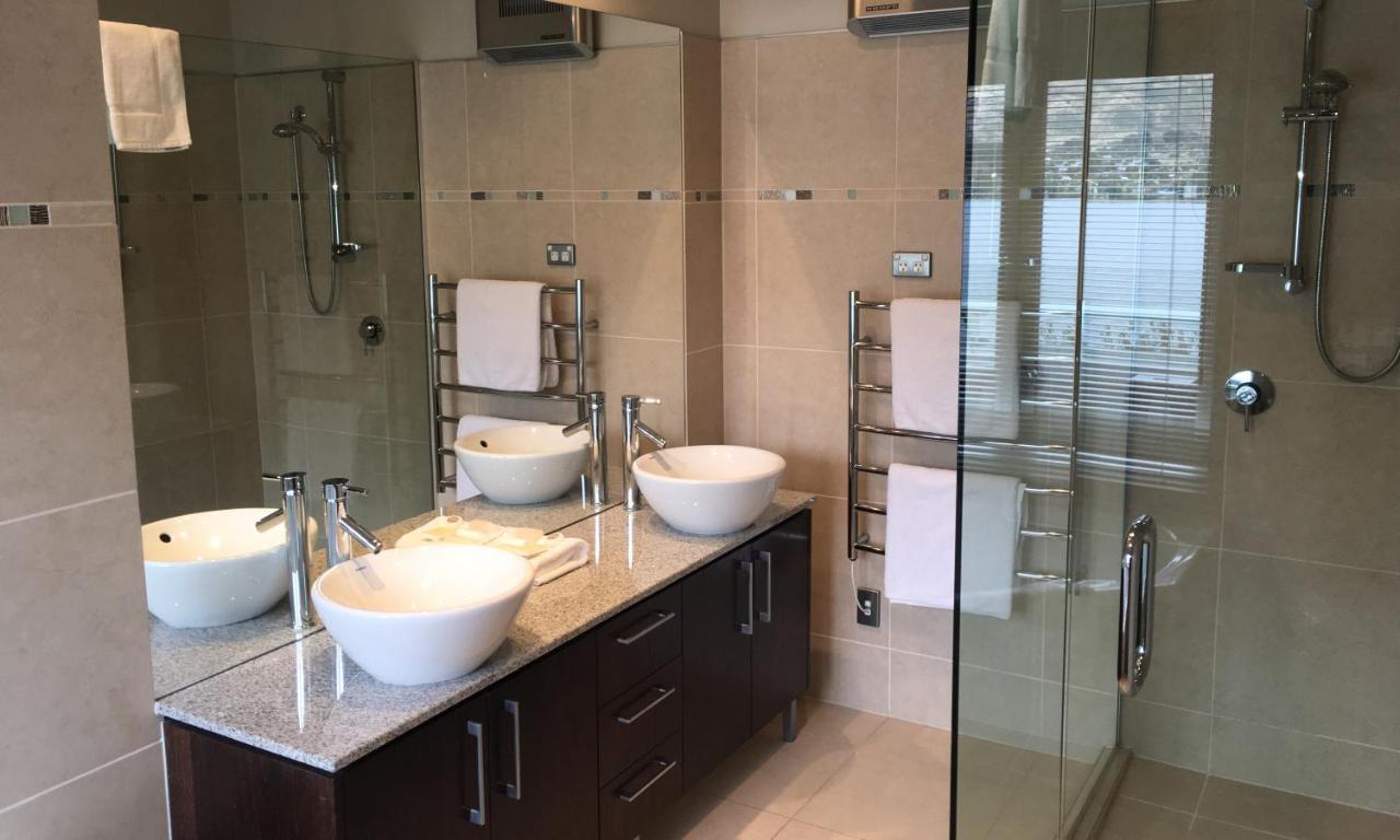 Lakeview Heights Luxury 2 Holiday home *