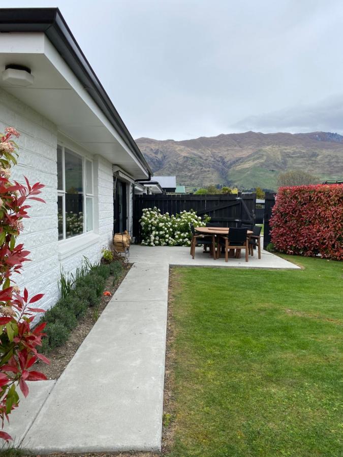 1 - Delightfully Fresh, Private Close To Town Wanaka
