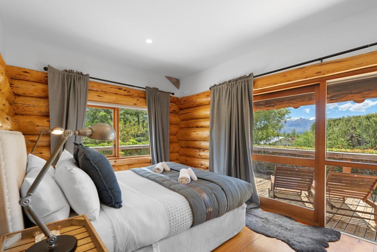 Holiday home The Log House *
