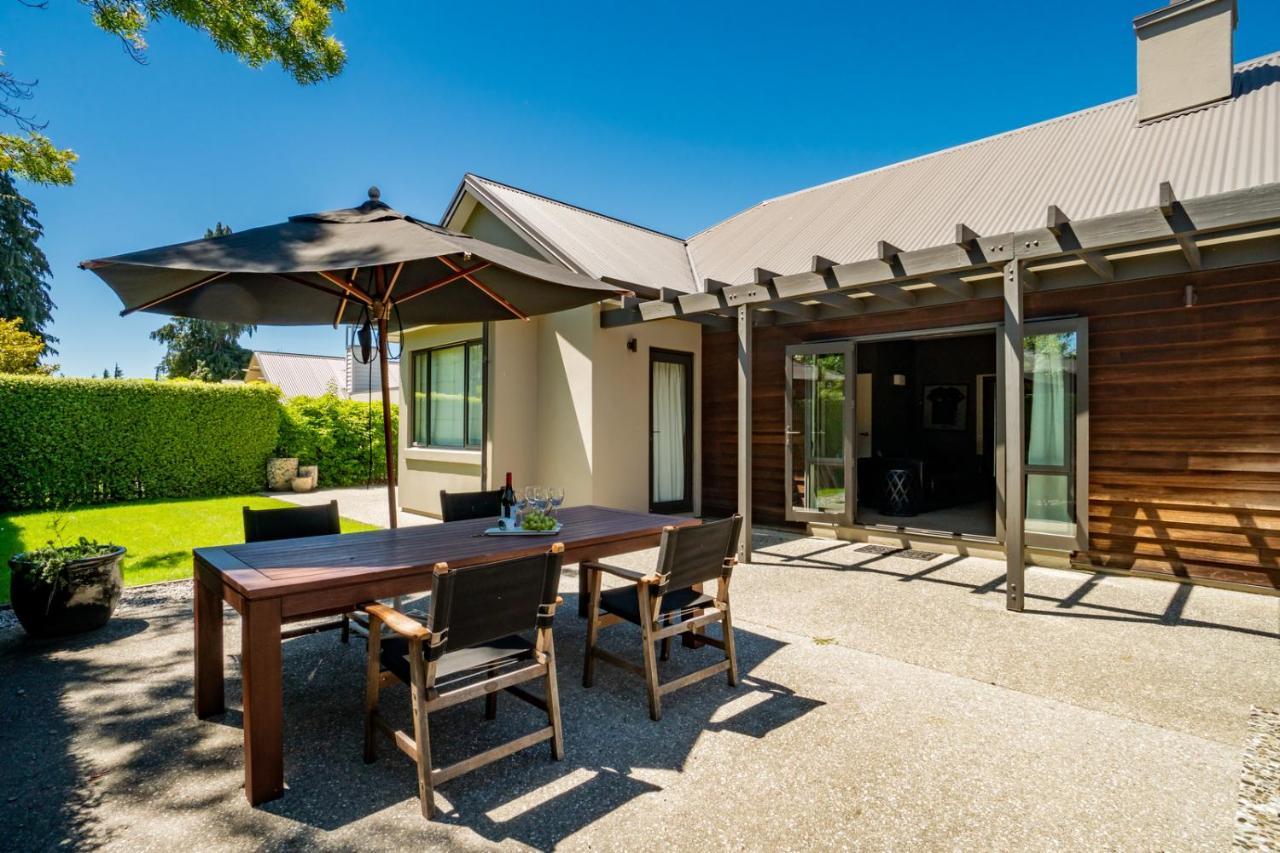 Modern Haven - Holiday home Wanaka