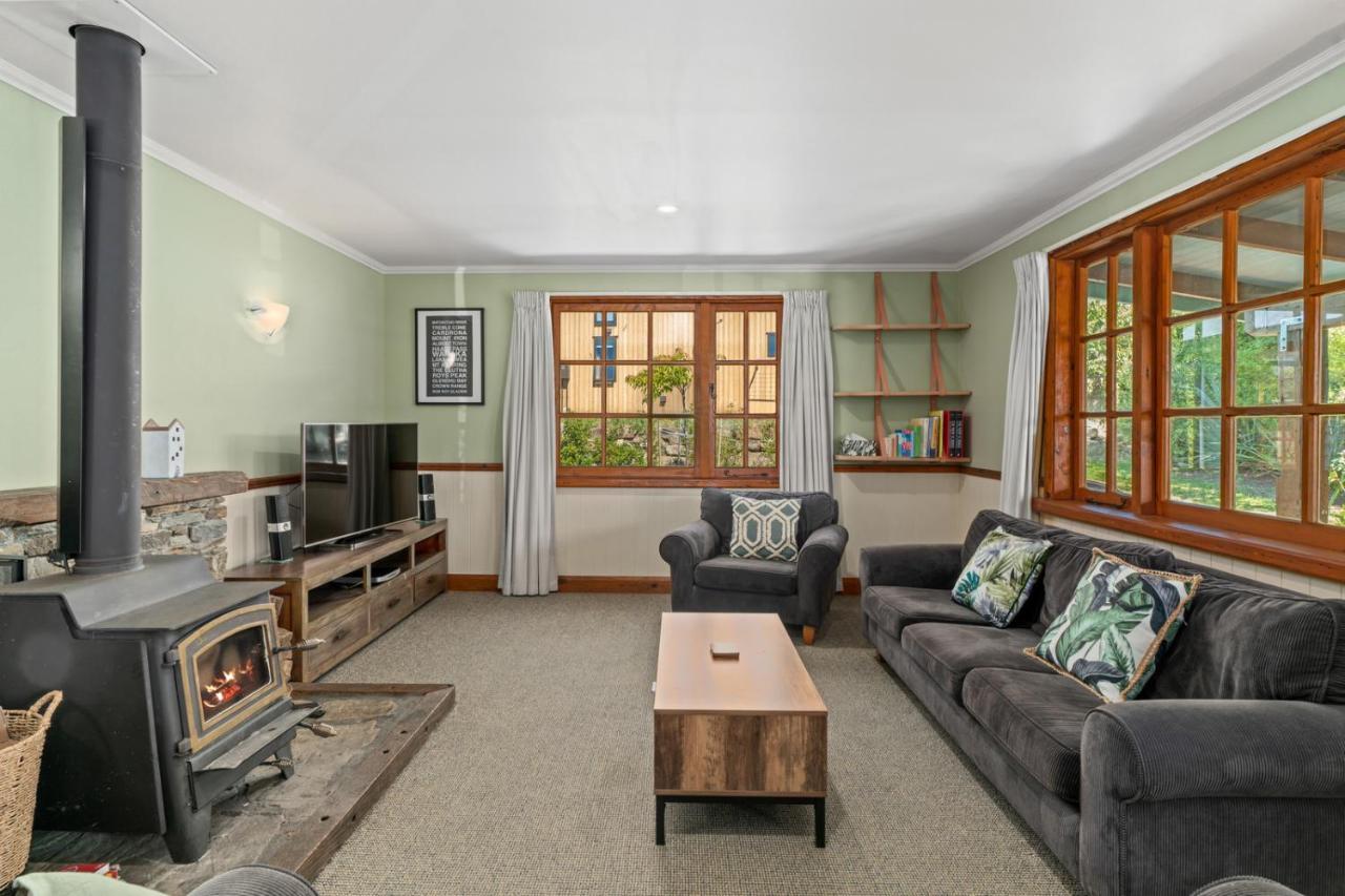 The On The Hill - Holiday home Wanaka