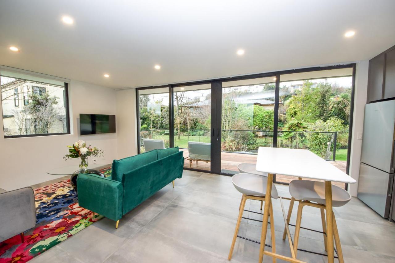 Brookside Luxury Apartment *