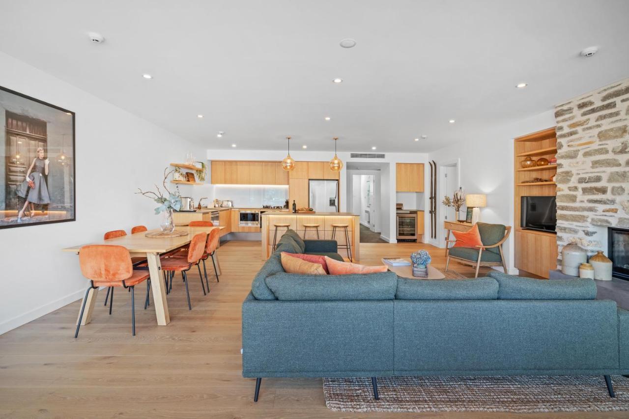 Winona Of - Luxury Lakefront *