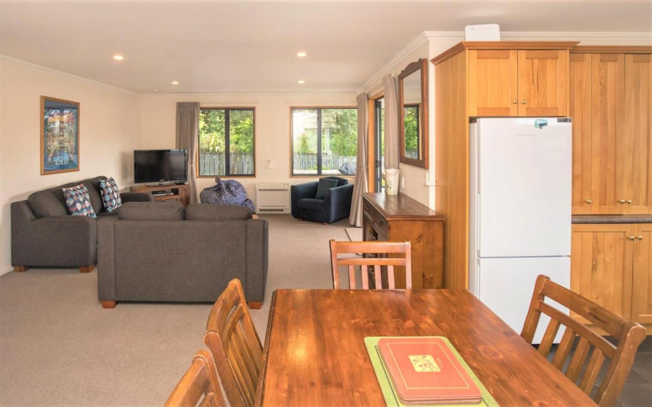 Holiday home Mountain Views From Meadowstone *