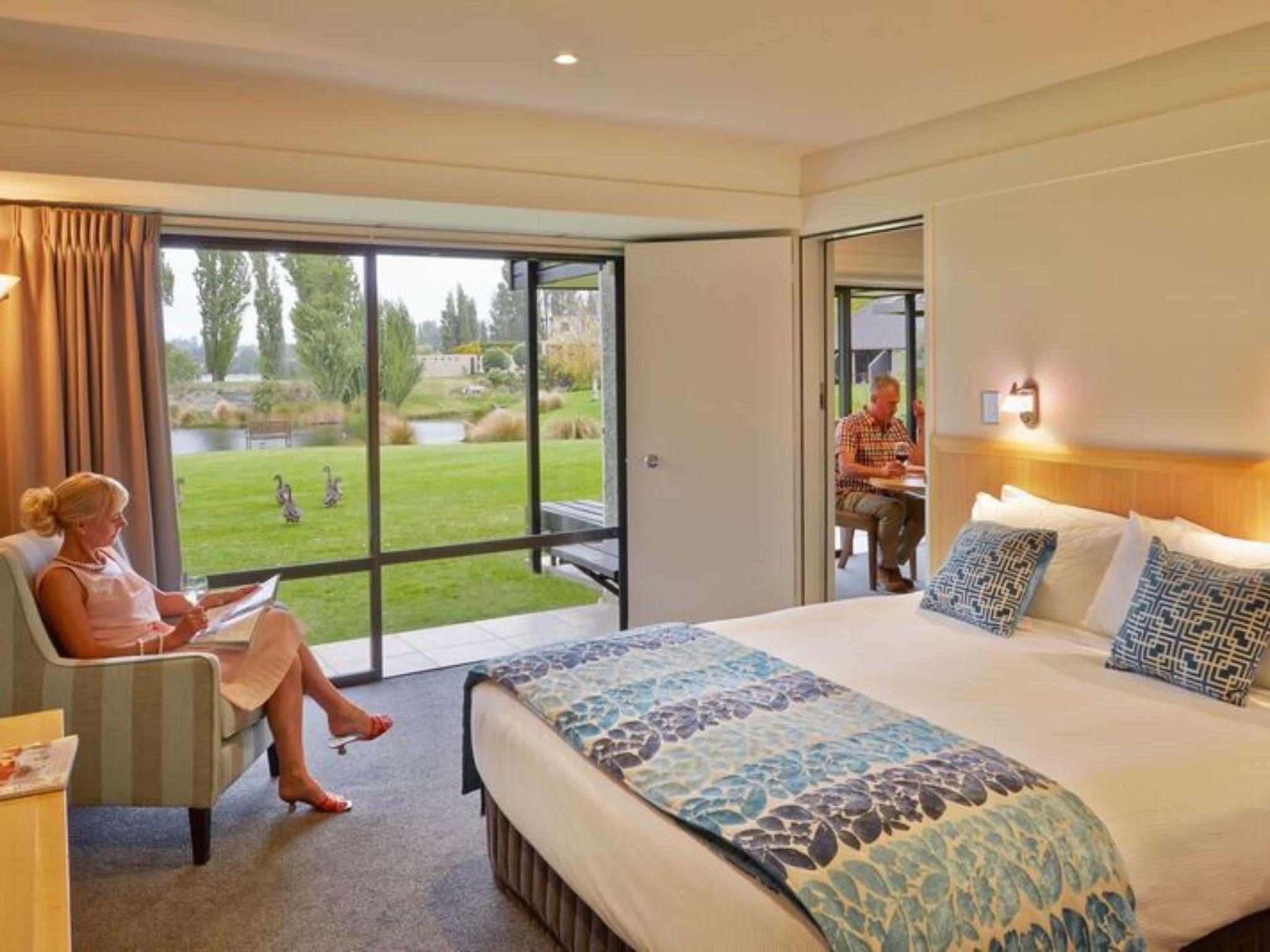 Edgewater Hotel