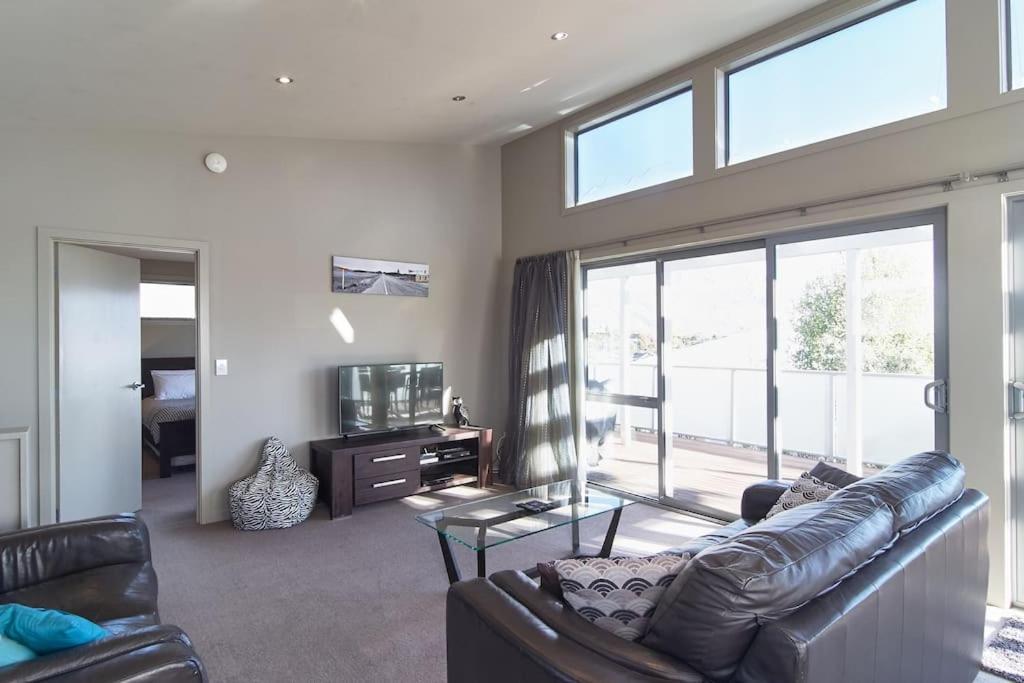 Stunning Bob Lee Place Holiday home
