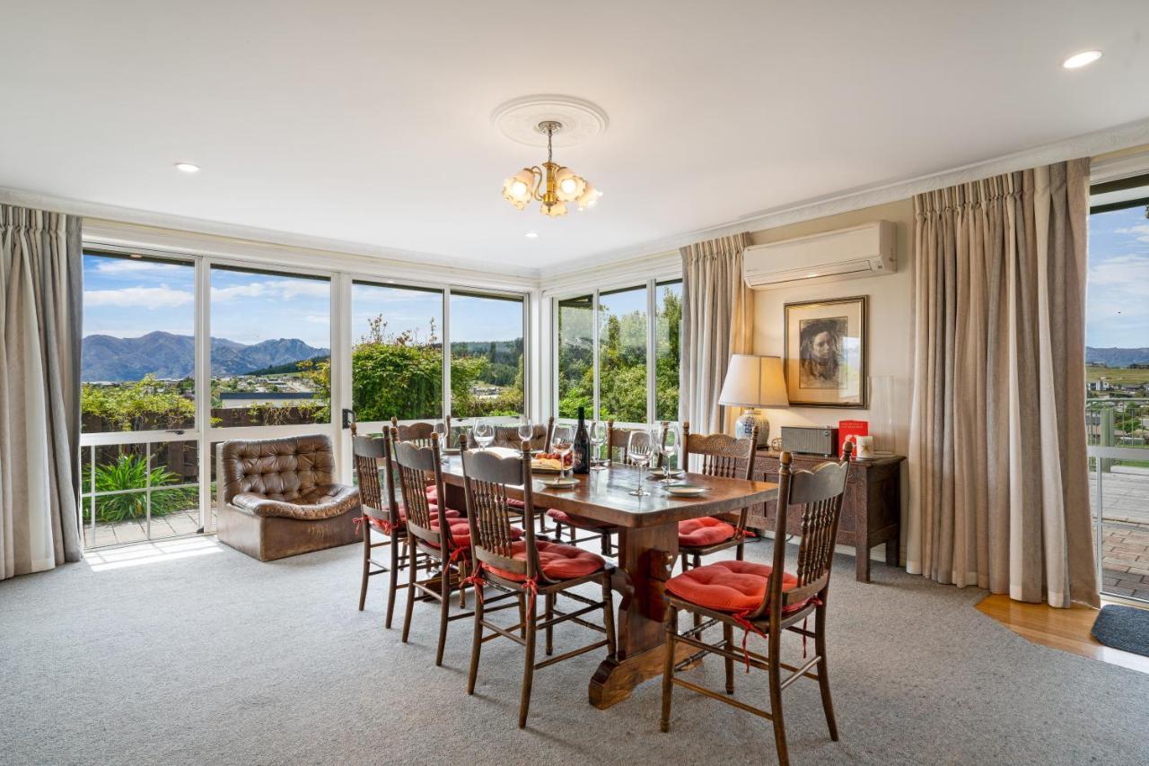 Holiday home Manuka Views -
