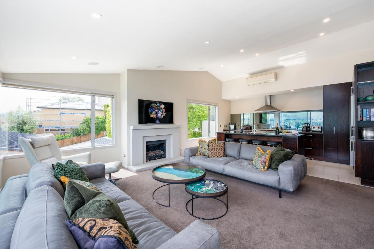Luxury Lakeview Vista *