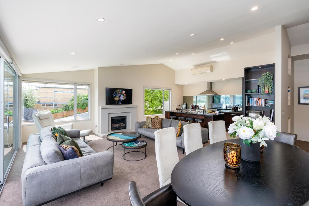 Luxury Lakeview Vista * Wanaka