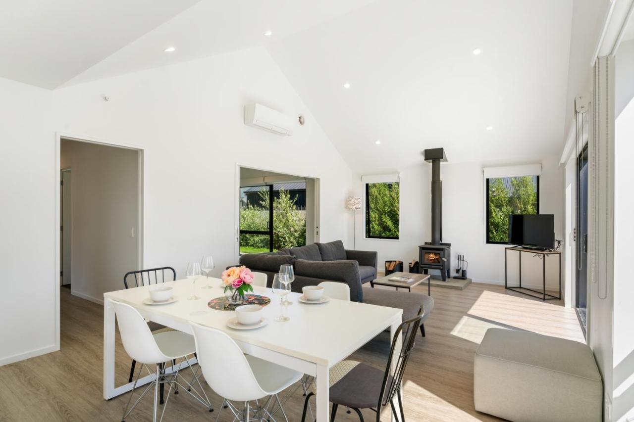 Northlake Hideaway -