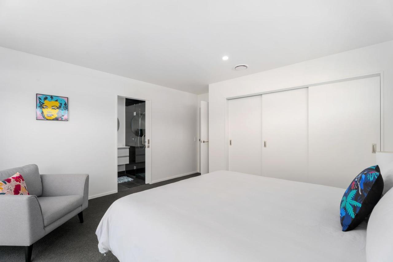 Holiday home Northlake Hideaway - *