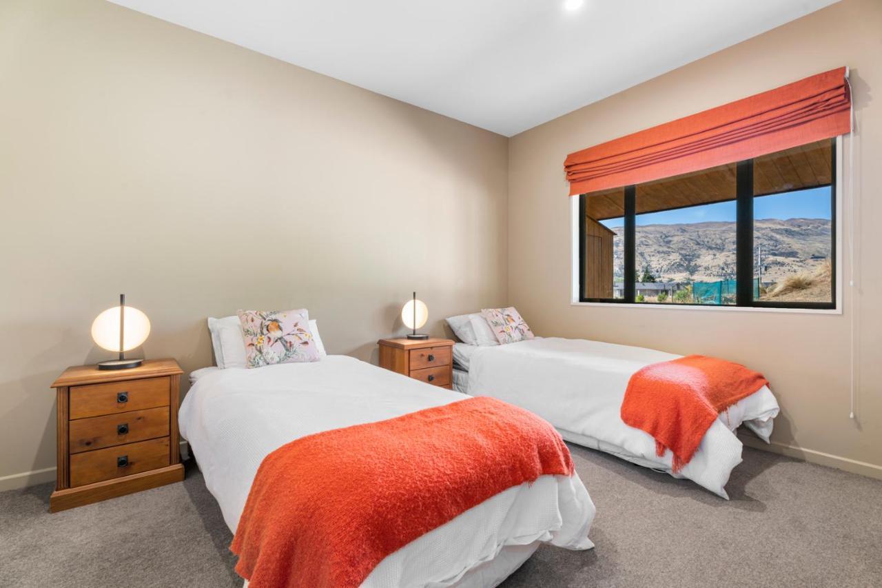 Heritage 10 - Holiday home
