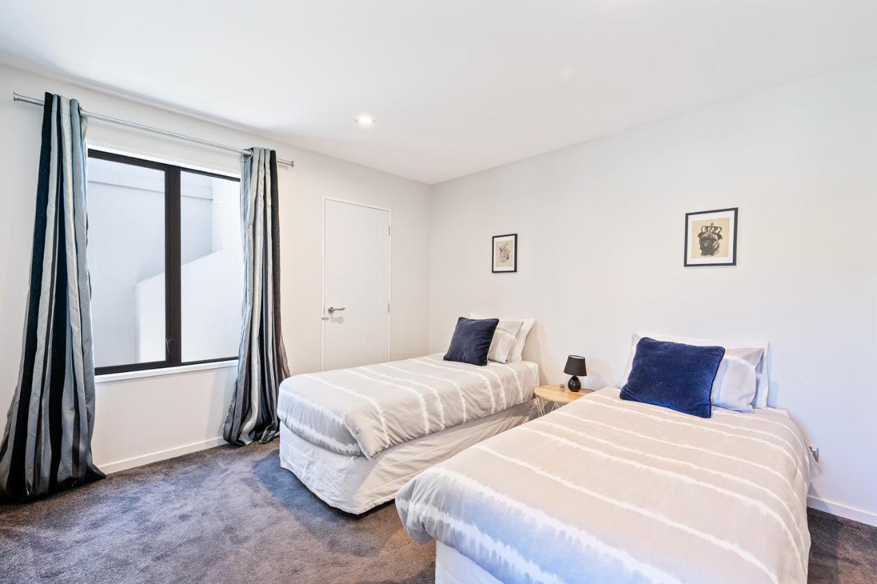 Holiday home Ironside Lakeview Townhouse
