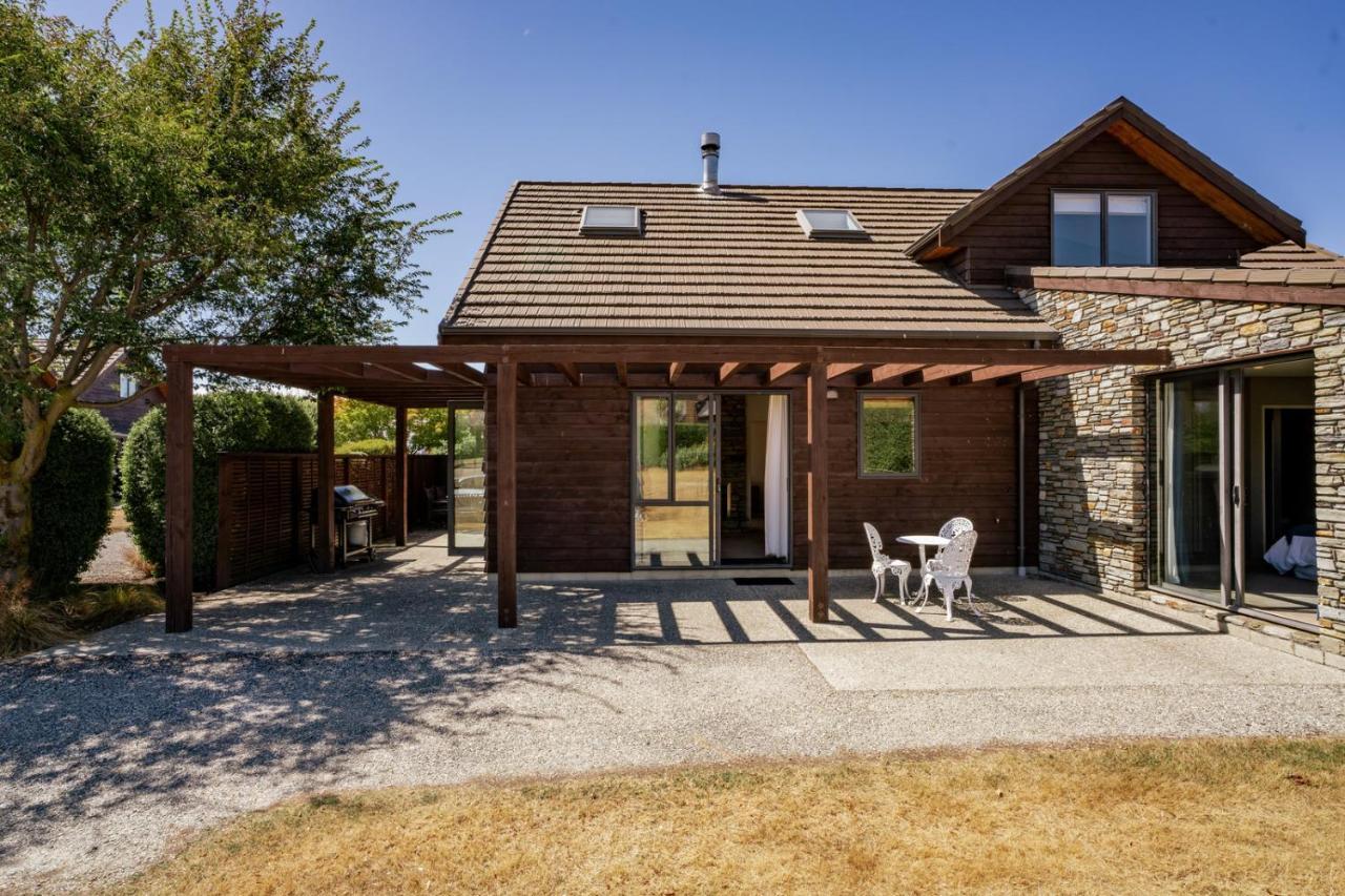 Heritage 10 - * Wanaka