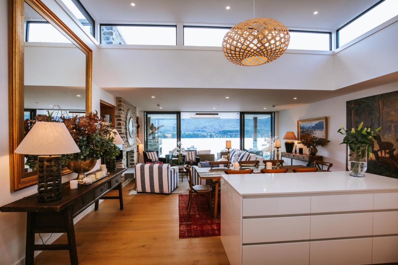 Nautilus Penthouse Apartment