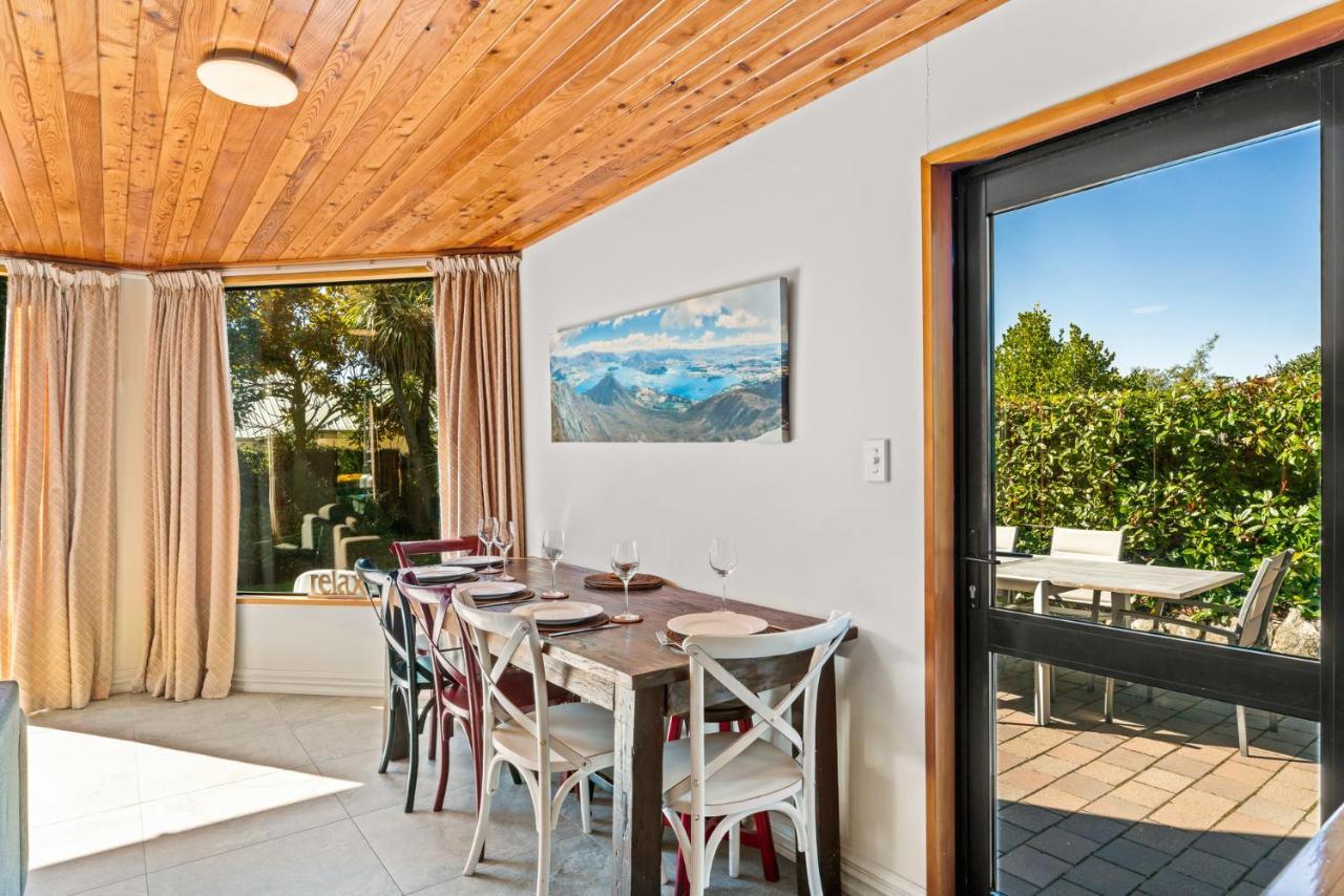 Lakehouse Retreat -