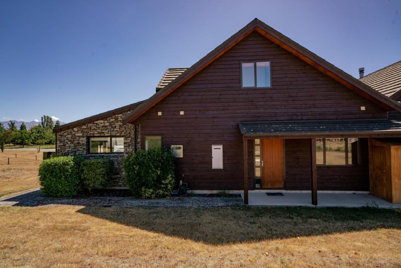 Heritage 10 - * Wanaka