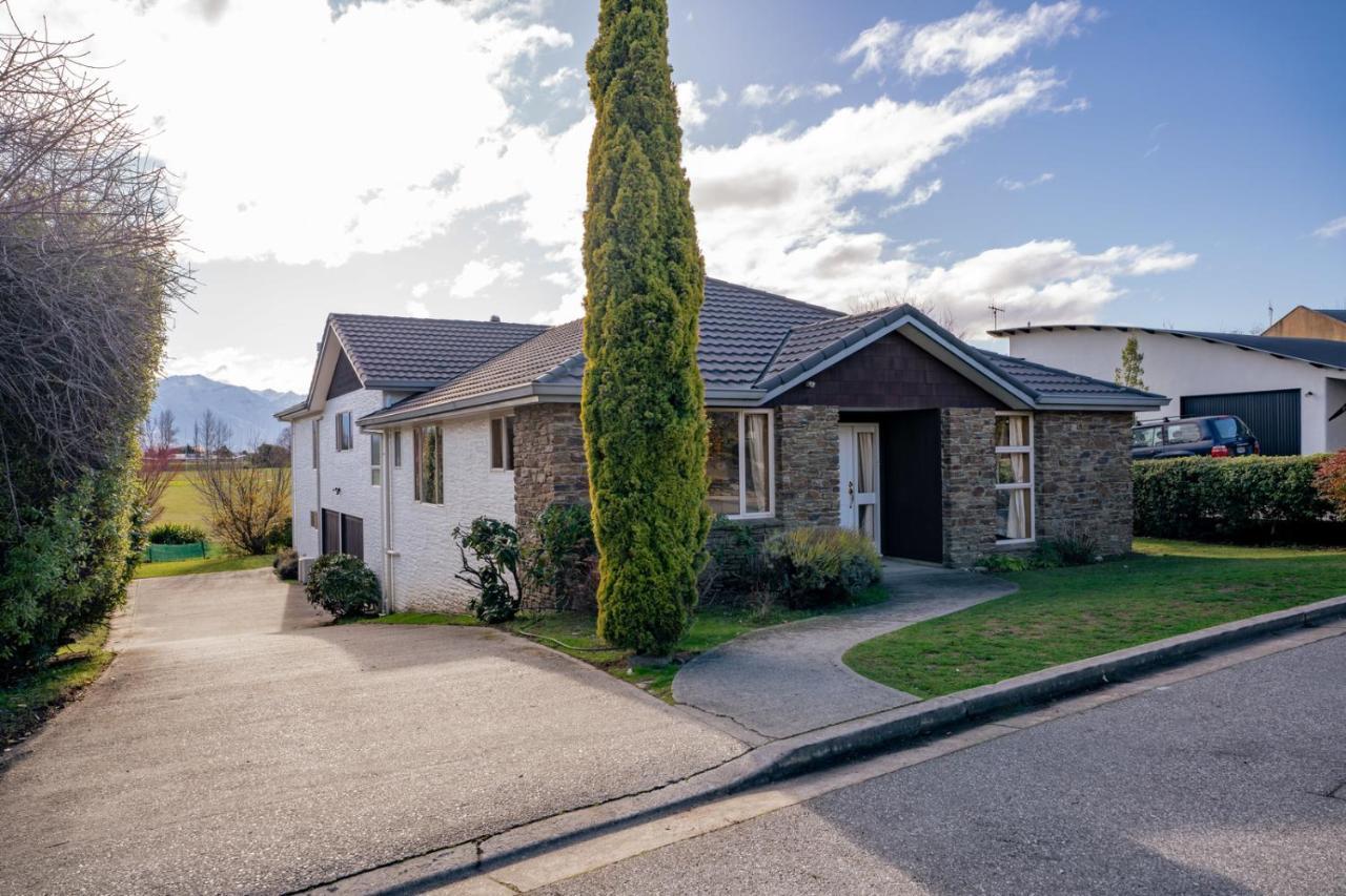Holiday home Scaife Place - *