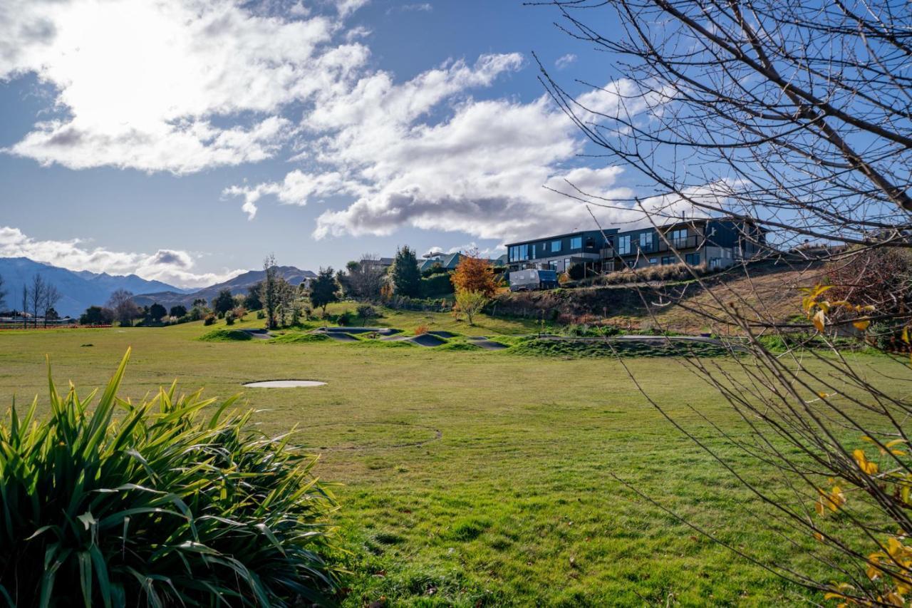 Scaife Place - Holiday home