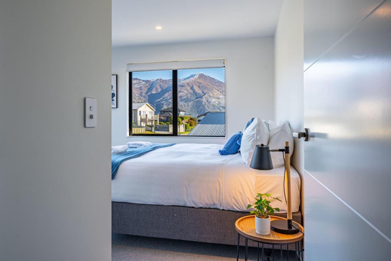 Kikorangi Mountain Vista Holiday home Wanaka