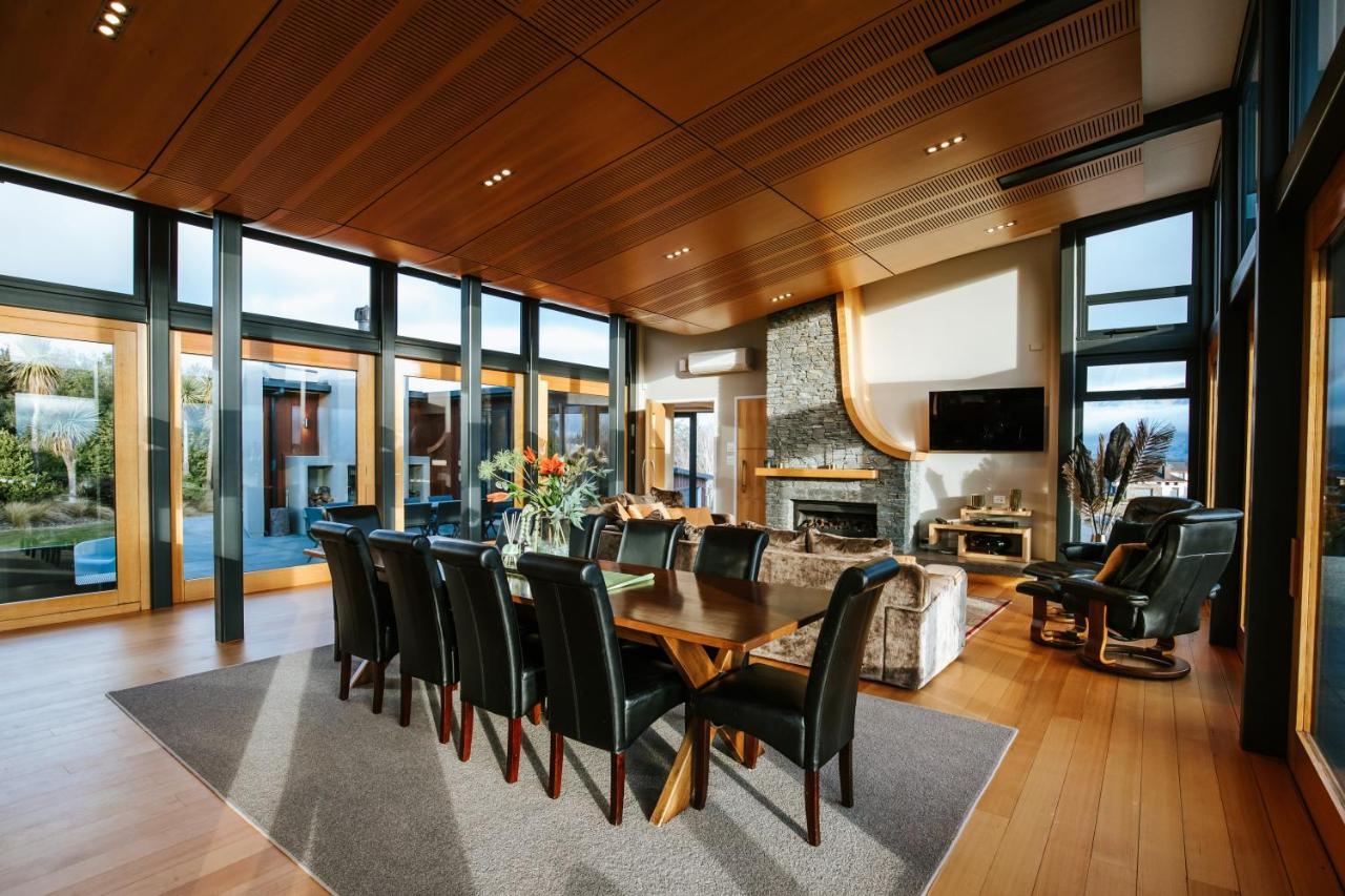 Holiday home Mt Gold Retreat - Sleeps 8 - Pool - Tennis Court Wanaka