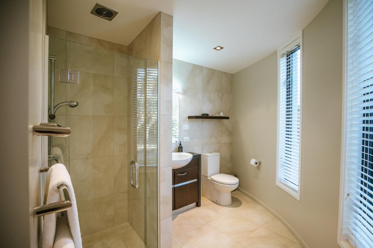 Mt Gold Retreat - Sleeps 8 - Pool - Tennis Court *