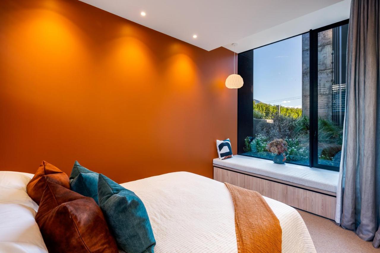 Villa Hideaway On Warren By Sotheby's Luxury Homes Wanaka