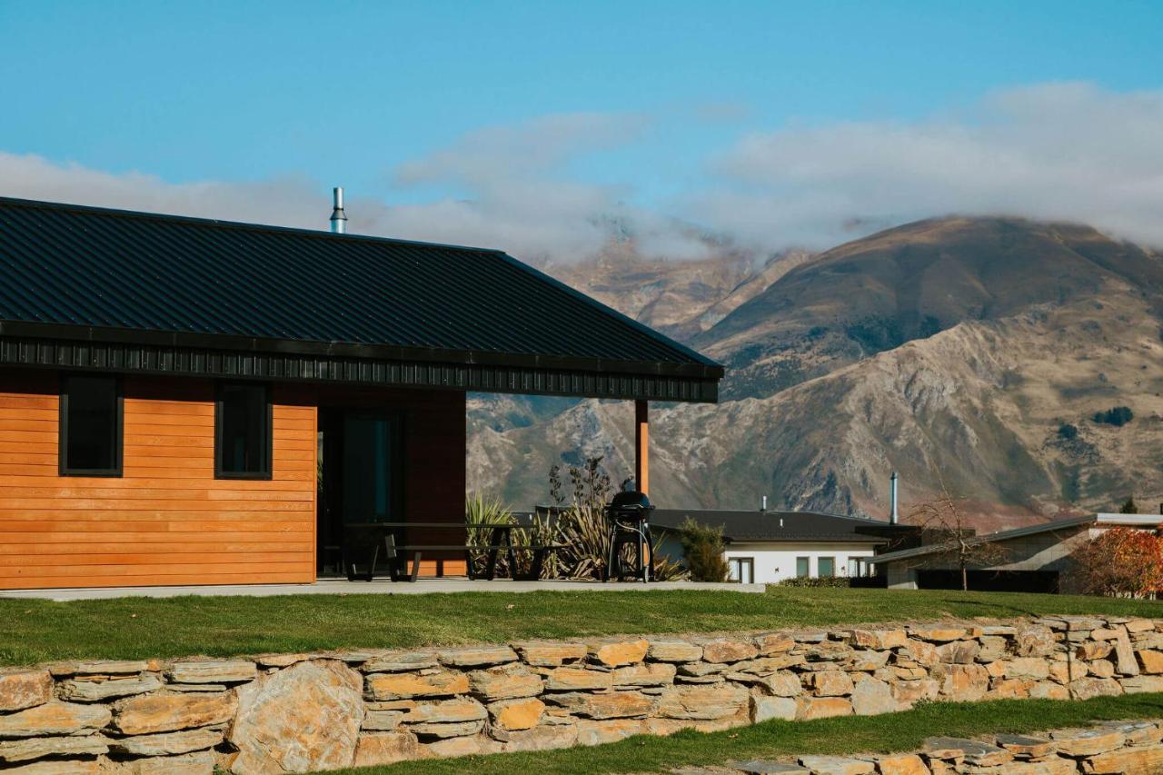 On The Rocks - Sleeps 8 - Family Friendly