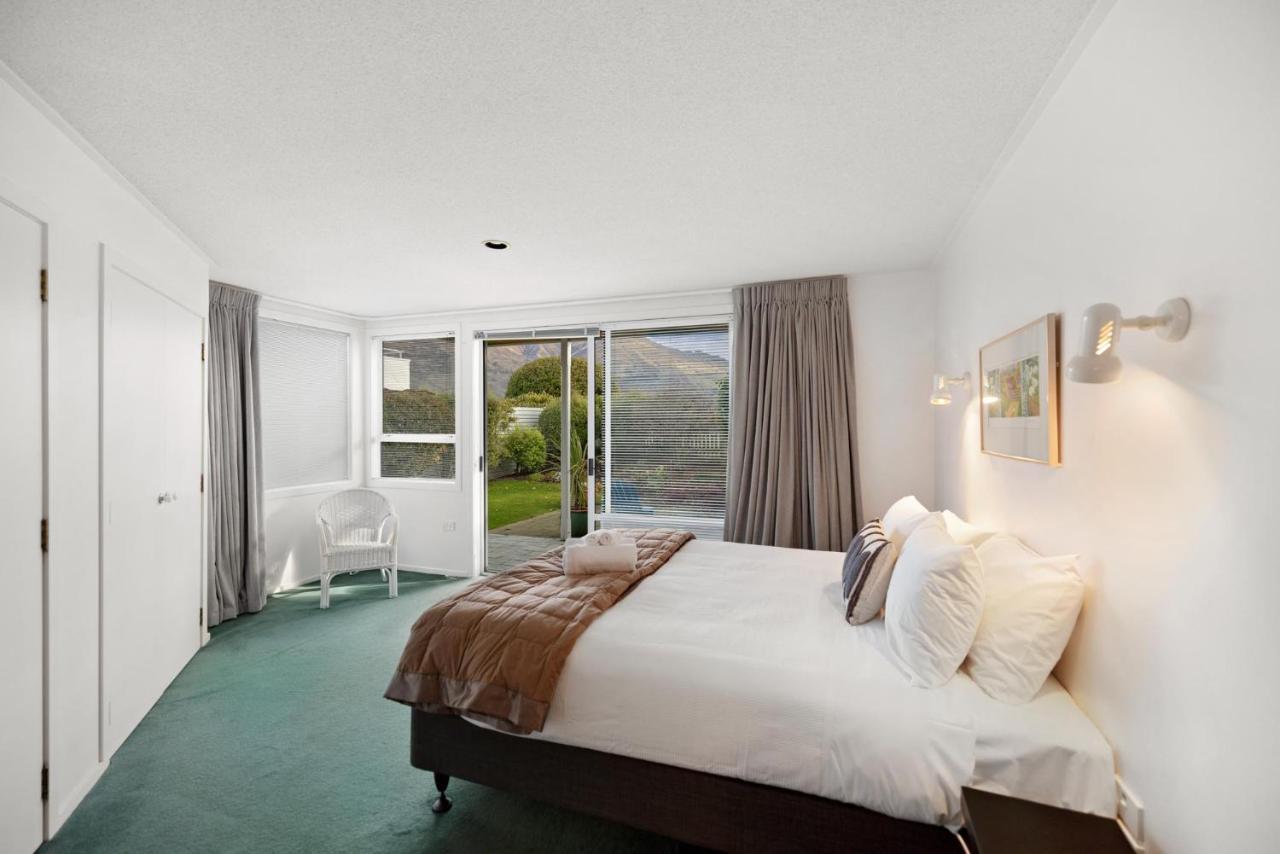 Charming Views Apartment