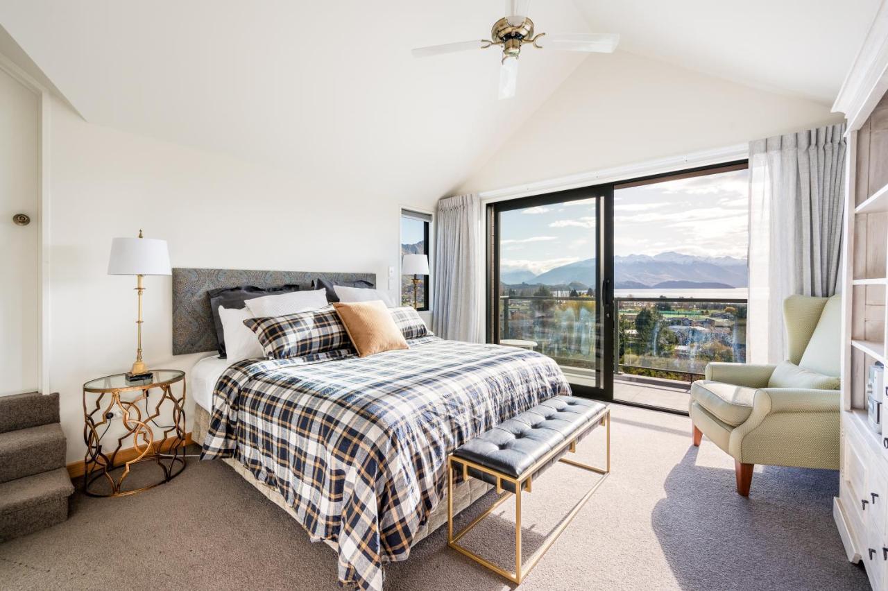 Villa Views On Stone By Sotheby's Luxury Homes